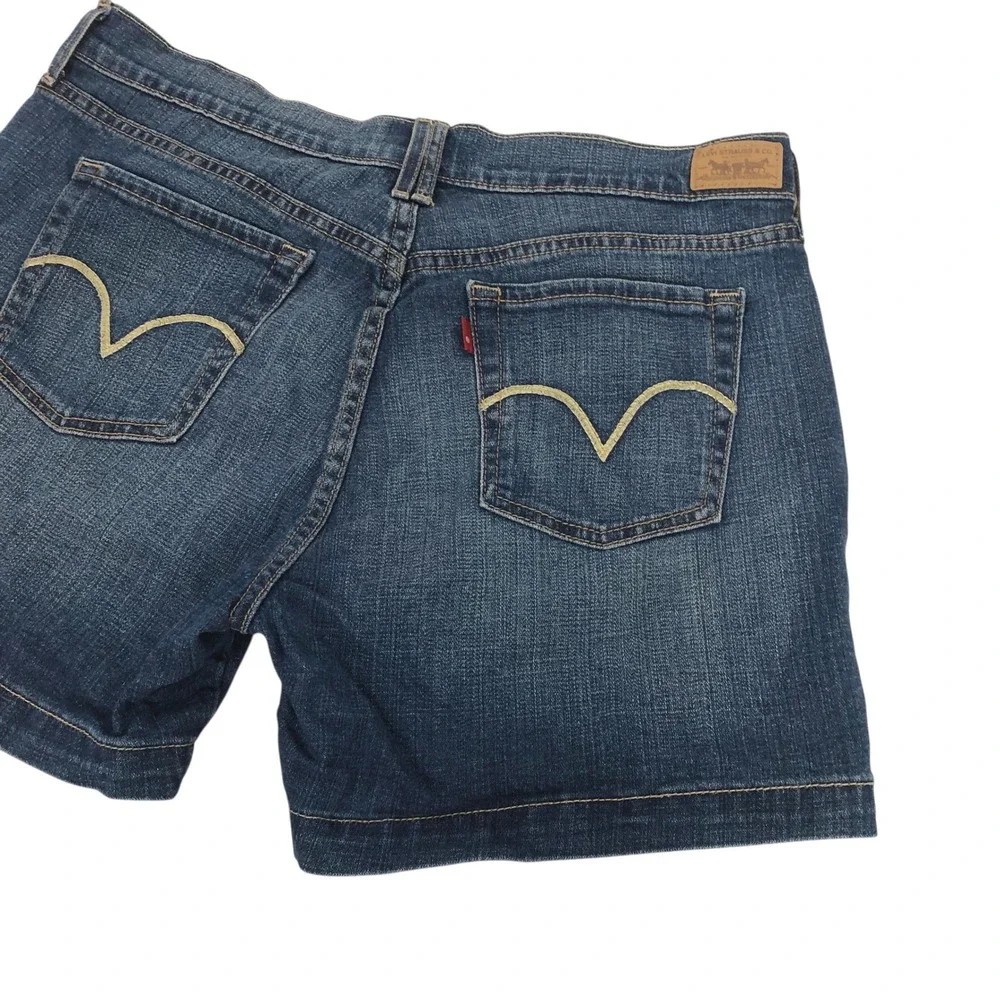 Vintage Levis 515 Shorts Womens 12 Medium Wash Denim Mid Rise Blue Jean Shorts